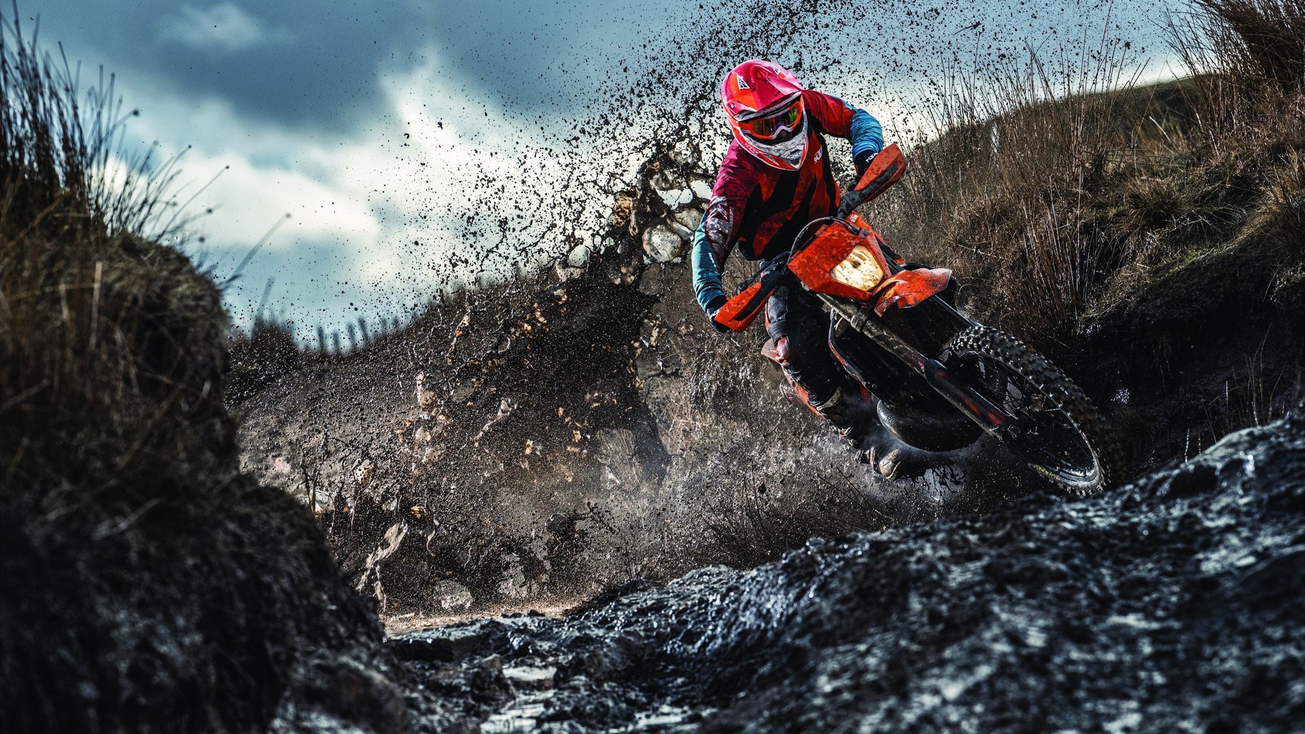 德罗巴焦点对战，JackeyLove与70激战拜仁分钟，出色防守胜负难料！引发球迷热议